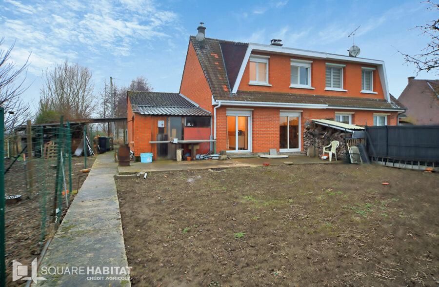Maison semi individuelle  Isbergues, secteur Molinghem  2 chambres 1bureau jardin garage