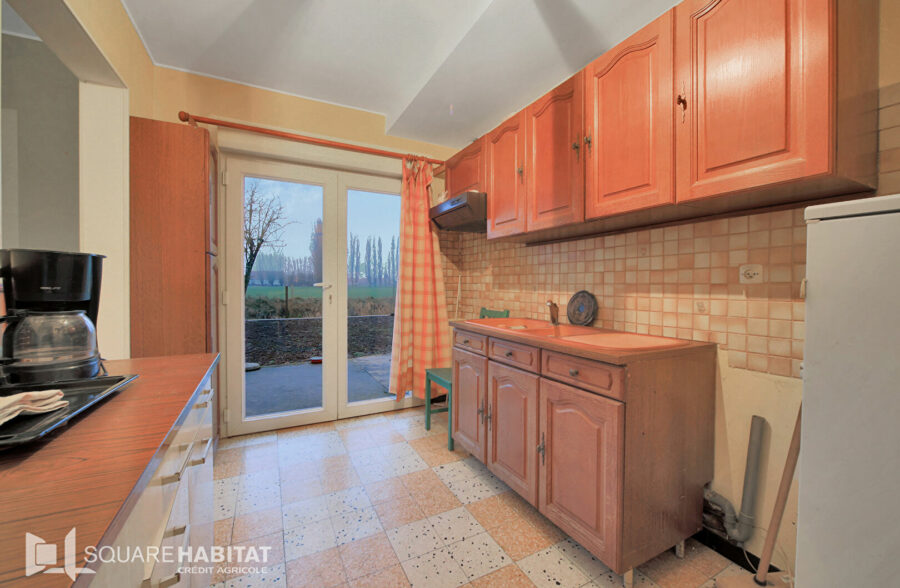 Maison semi individuelle  Isbergues, secteur Molinghem  2 chambres 1bureau jardin garage