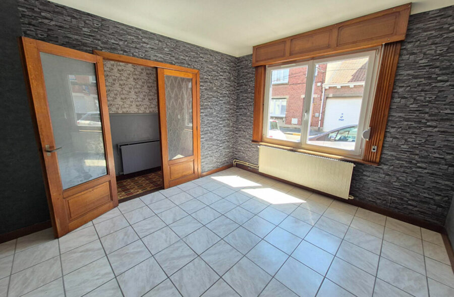 Métro Lomme Bourg : T3 de 100m2 avec grand jardin, garage et cave