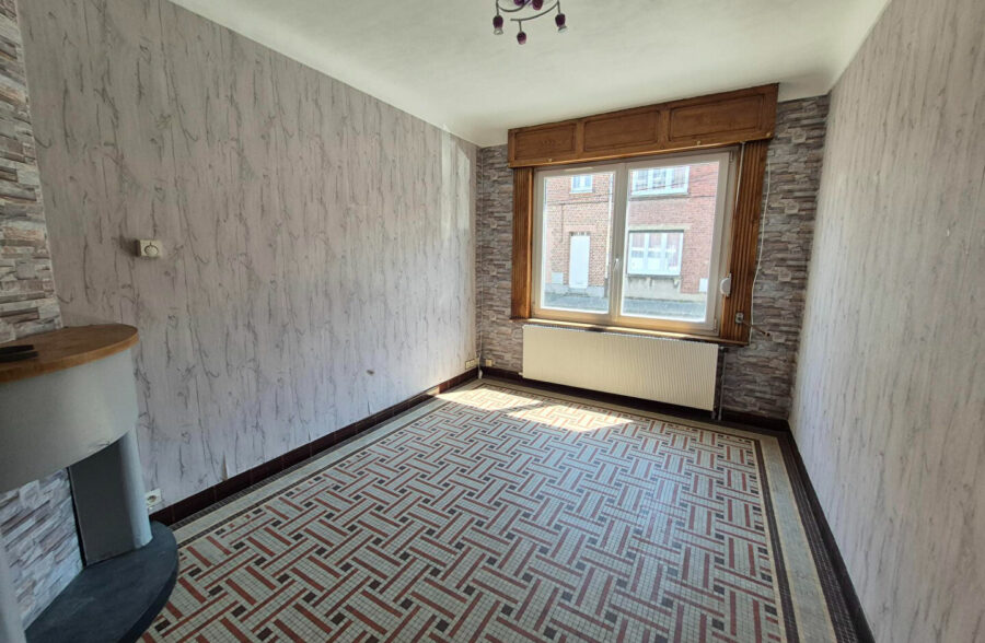 Métro Lomme Bourg : T3 de 100m2 avec grand jardin, garage et cave