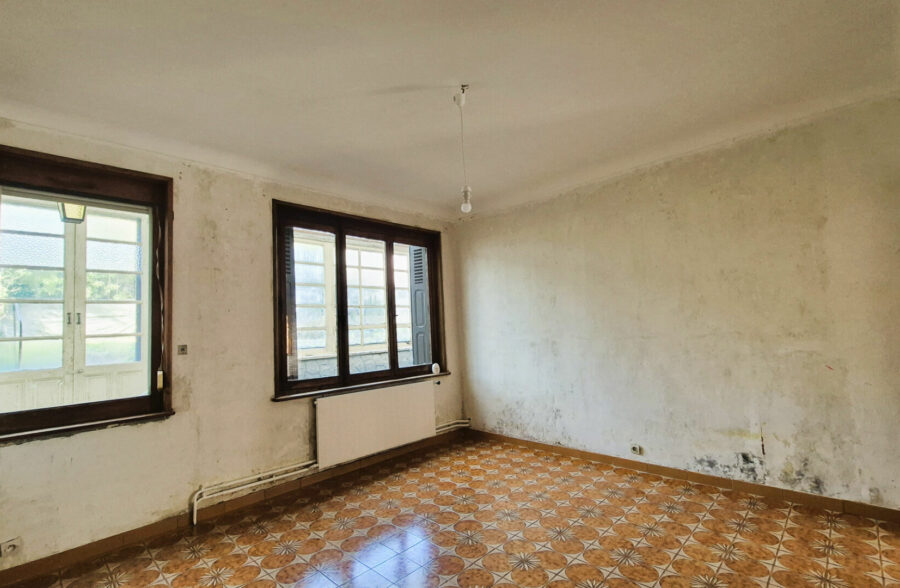 Métro Lomme Bourg : T3 de 100m2 avec grand jardin, garage et cave