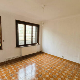 Métro Lomme Bourg : T3 de 100m2 avec grand jardin, garage et cave