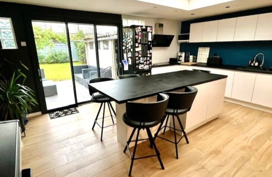 Belle BATIR avec jardin et garage