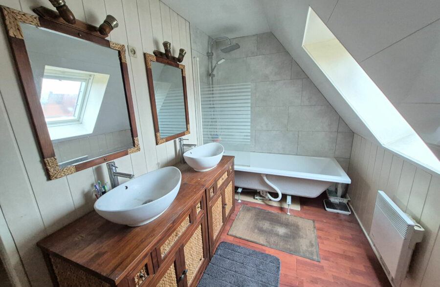 Maison Haubourdin SEMI INDIVIDUELLE, 4 chambres, jardin, garage, parking