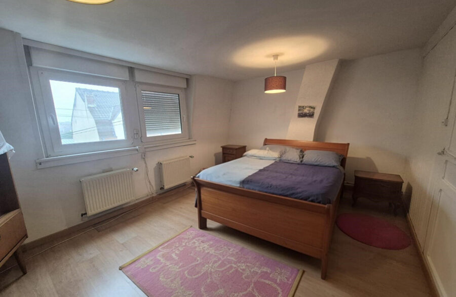 Maison proche centre-ville de Roncq à rénover- Beau potentiel avec cour et garage