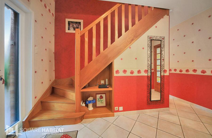 Découvrez cette belle maison individuelle en brique, en semi plain-pied.