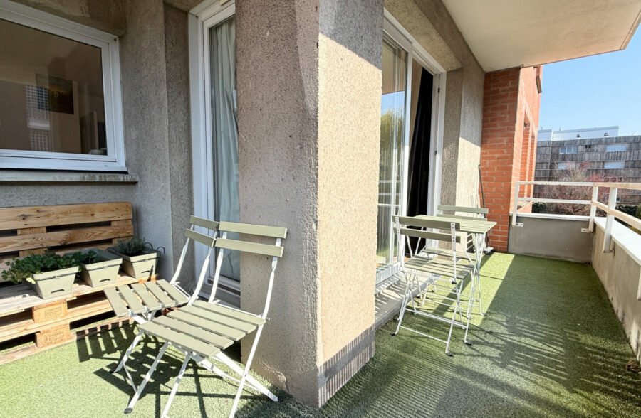 EXCLUSIVITE : GAMBETTA: TYPE 1 AVEC TERRASSE ET PARKING