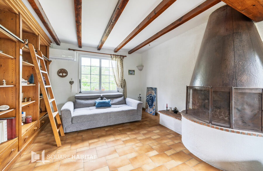 Villa de semi plain-pied – 5 chambres et bureau – 2000m² de parcelle