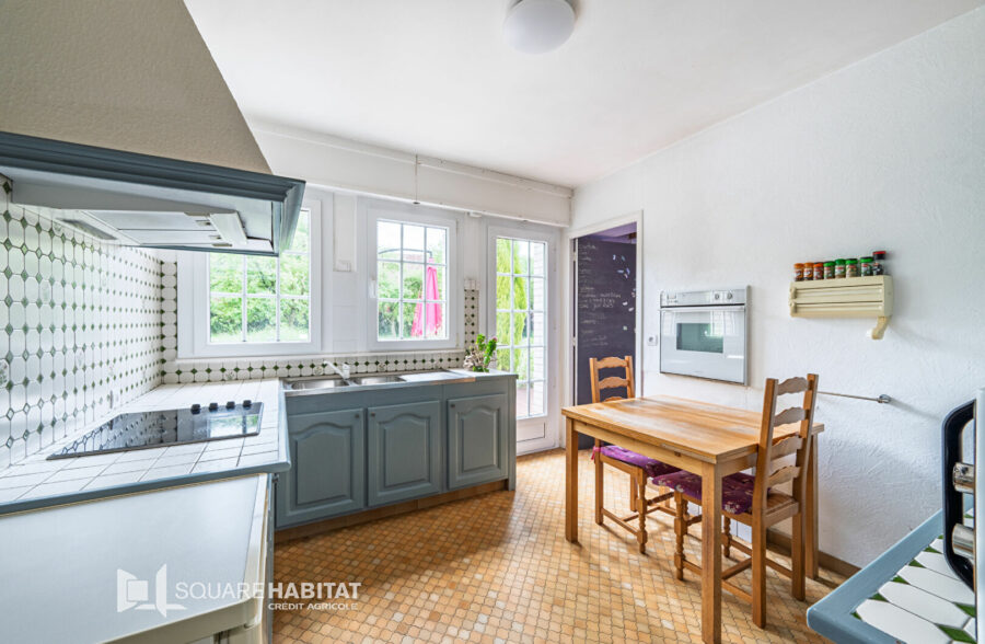 Villa de semi plain-pied – 5 chambres et bureau – 2000m² de parcelle