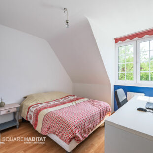 Villa de semi plain-pied – 5 chambres et bureau – 2000m² de parcelle