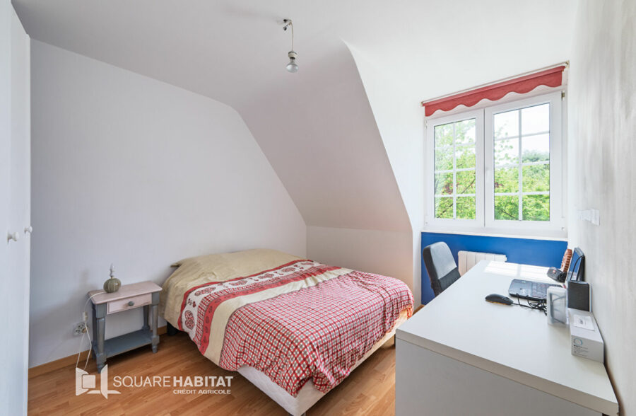 Villa de semi plain-pied – 5 chambres et bureau – 2000m² de parcelle