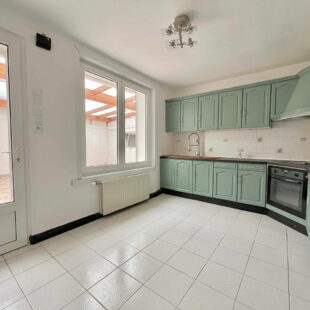 WINGLES CENTRE  – Maison familiale  de 138 m² Hab.  à fort potentiel.