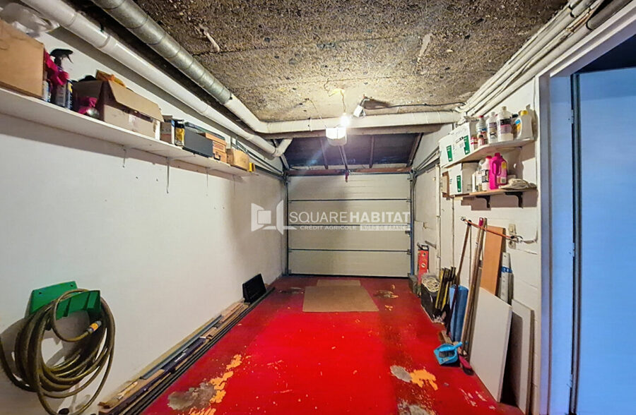 MAISON DE LOTISSEMENT 3 CHAMBRES JARDIN GARAGE