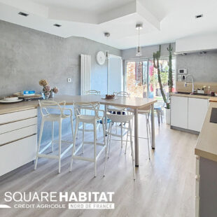 Maison de type fermette avec caractère et déco contemporaine