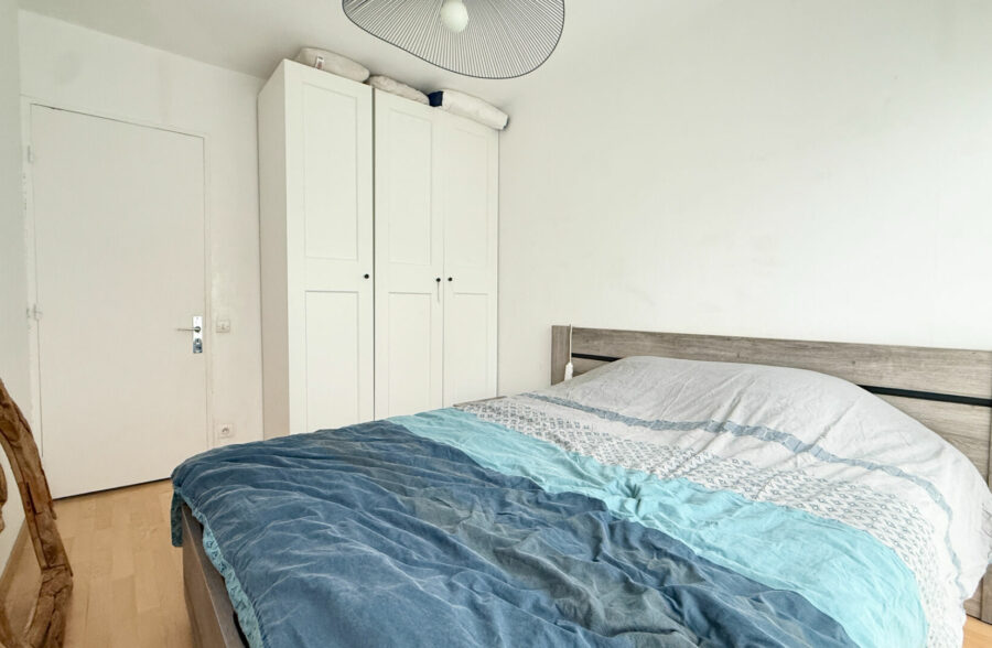 VAUBAN-ESQUERMES  BEAU TYPE 3 AVEC PARKING ET CAVE