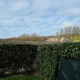 Berck Plage , T3 + cabine en rez de chaussé avec terrasse, jardin  ,local vélo et place de parking !!