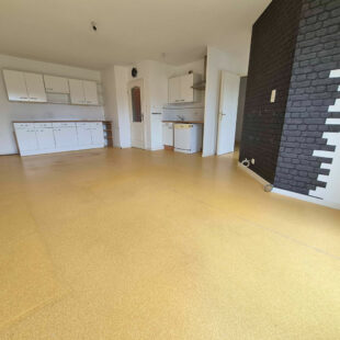 Berck Plage , T3 + cabine en rez de chaussé avec terrasse, jardin  ,local vélo et place de parking !!