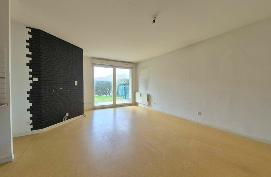 Berck Plage , T3 + cabine en rez de chaussé avec terrasse, jardin  ,local vélo et place de parking !!