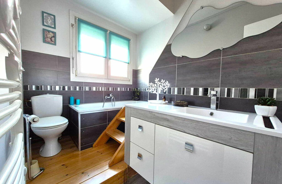 Maison Coudekerque Branche 6 pièce(s) 115.08 m2 &nbsp;Sous compromis&nbsp;