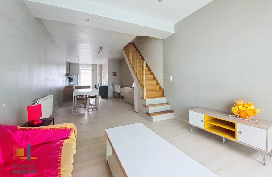 MAISON 3 CHAMBRES AVEC EXTERIEUR