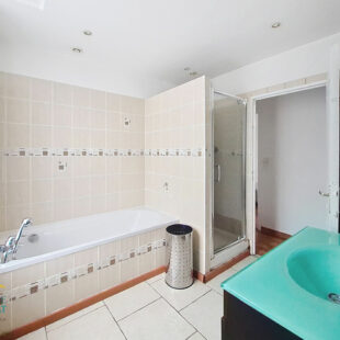 MAISON 3 CHAMBRES AVEC EXTERIEUR