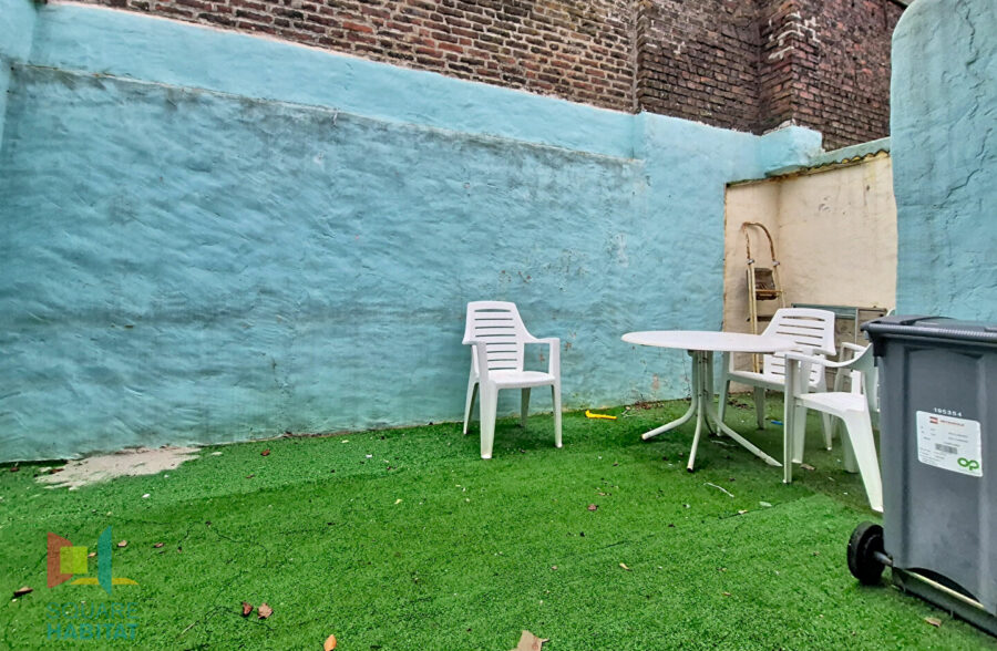 MAISON 3 CHAMBRES AVEC EXTERIEUR