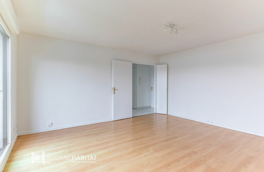 Joli T2 avec balcon et garage <small>&nbsp;Sous compromis&nbsp;</small>