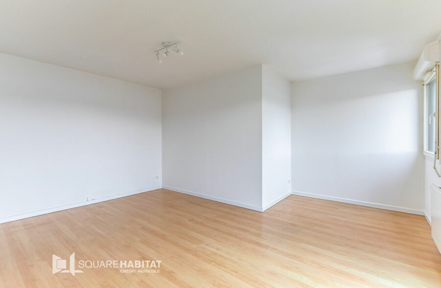 Joli T2 avec balcon et garage <small>&nbsp;Sous compromis&nbsp;</small>