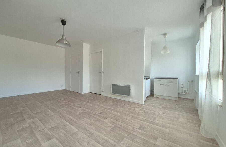 APPARTEMENT T2 avec ascenseur, parking couvert, cave