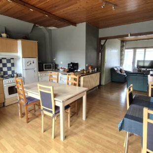 Croix, maison semi-individuelle, 4 chambres, 2 terrasses, garage 2 voitures + parking