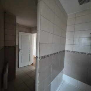 Appartement  4 pièce(s) 81.692 m2