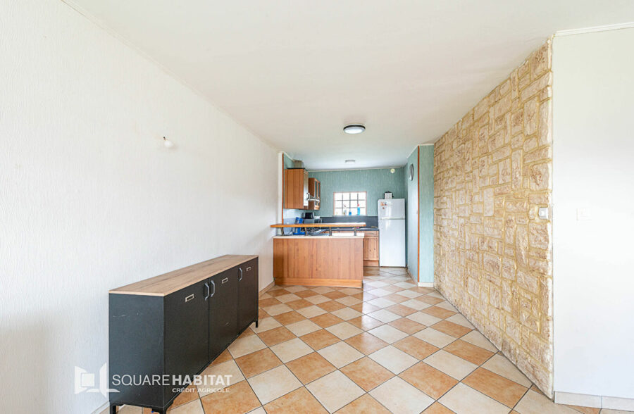 Maison 2 chambres et jardin centre-ville de Solesmes