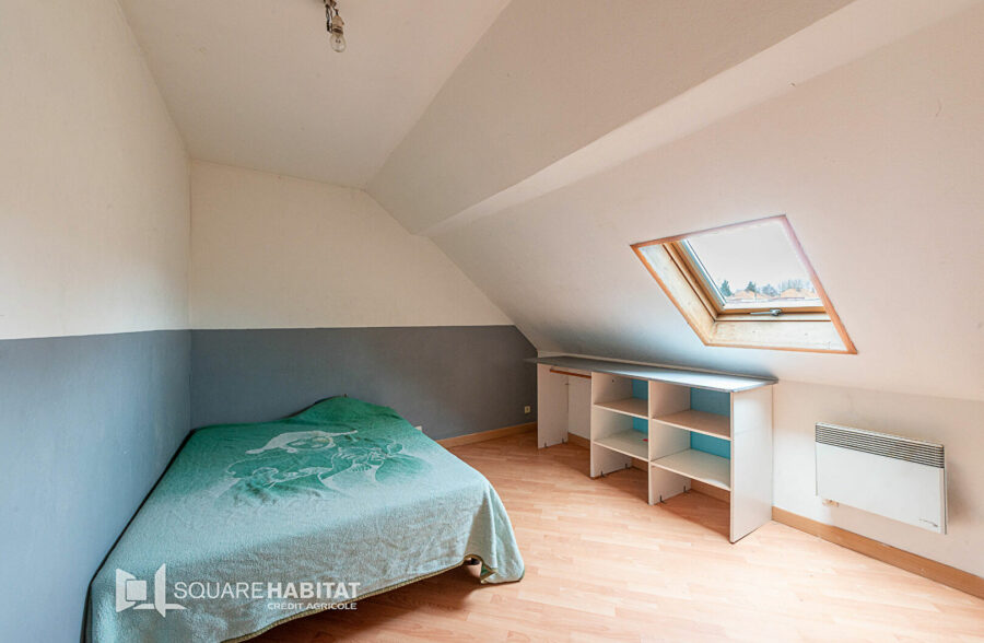 Maison 2 chambres et jardin centre-ville de Solesmes