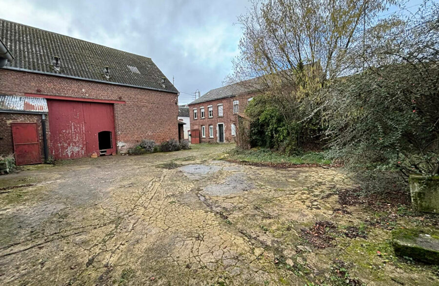 Corps de ferme à rénover proche Caudry