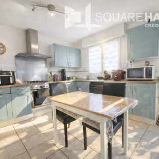 Pavillon récent semi plain pied 4 Chambres + Bureau