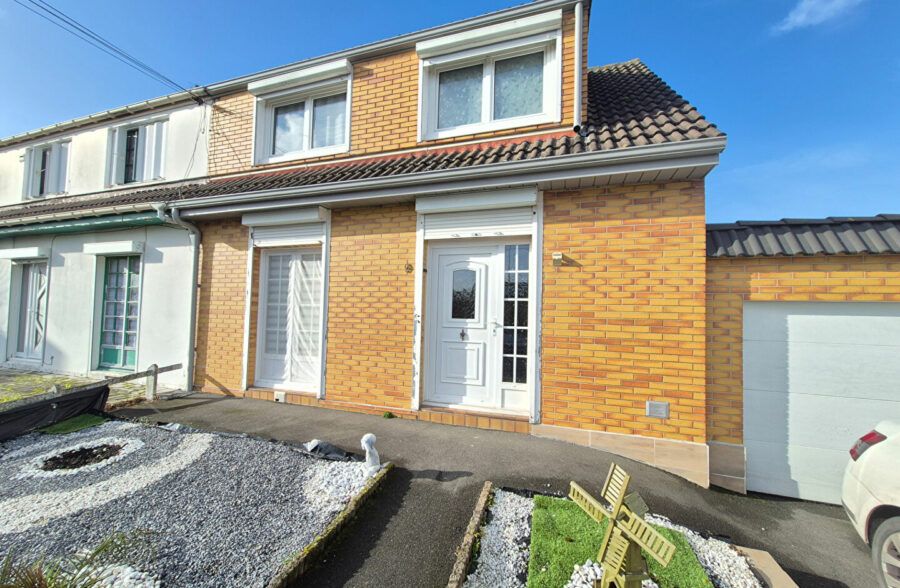 Maison de résidence 3 Chambres + sous sol