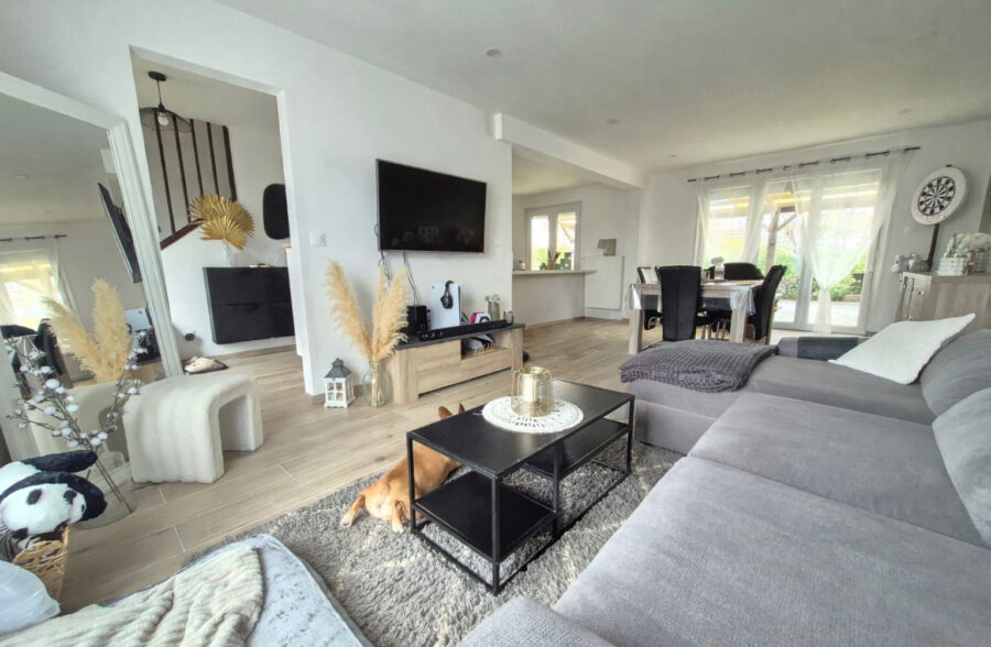 Maison de résidence rénovée 3 Chambres + Sous sol