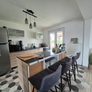 Maison de résidence rénovée 3 Chambres + Sous sol