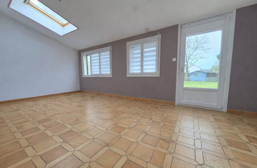 Maison semi individuelle 3 Chambres + Sous sol