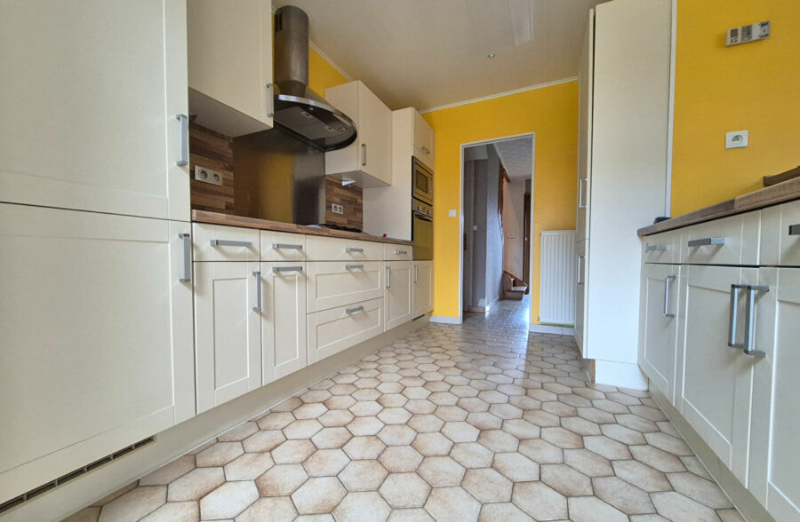 Maison semi individuelle 3 Chambres + Sous sol