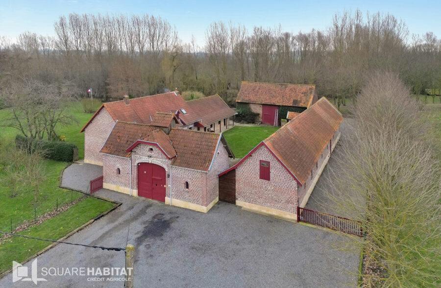 Ferme au carré campagne prisée