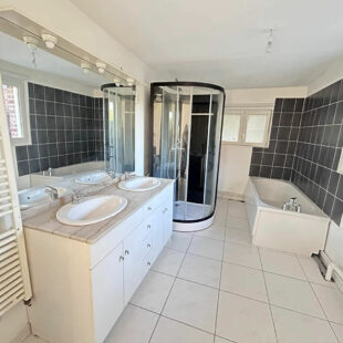 Maison Sercus 6 pièce(s) 110m²