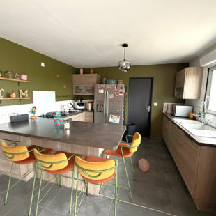 HAMES BOUCRES – VILLAGE