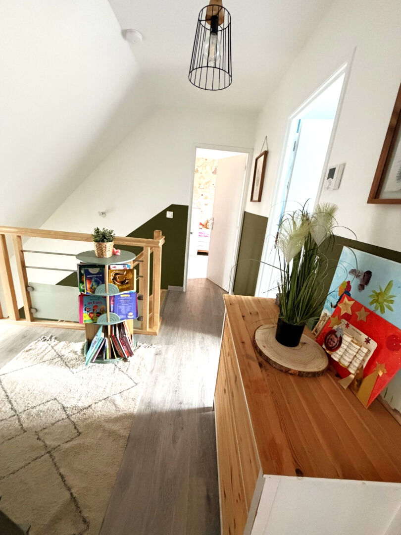 HAMES BOUCRES – VILLAGE