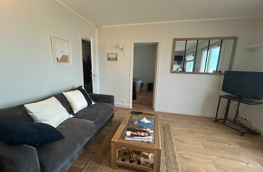 APPARTEMENT WISSANT- FRONT DE MER – 1 CHAMBRE – PLACE DE PARKING PRIVEE –  TERRASSE