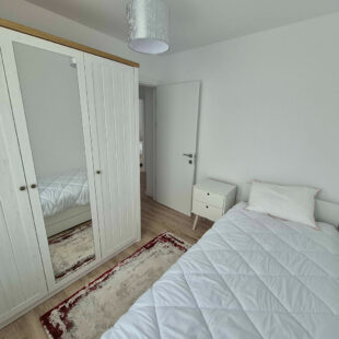 GROFFLIERS , Chalet neuf de plain pied 3 chambres , toutes options , en frais de notaire réduits , avec piscine chauffée !!