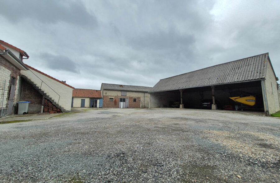 Corps de ferme avec de nombreuses dependances !