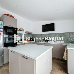 MAISON ENTIÈREMENT RÉNOVÉE – 3 CHAMBRES – 2 SALLES DE BAINS – JARDIN – CAVE