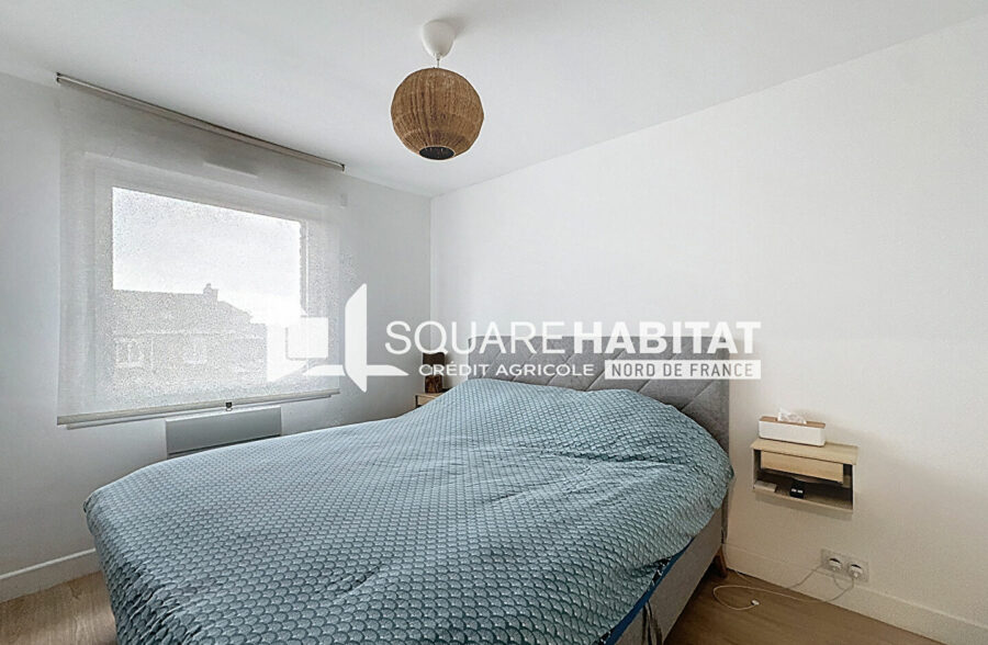 MAISON ENTIÈREMENT RÉNOVÉE – 3 CHAMBRES – 2 SALLES DE BAINS – JARDIN – CAVE