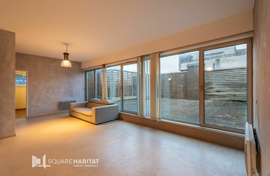 LILLE GRAND-PALAIS / BOIS HABITE : JOLI T4 DE 101M² AVEC GARAGE, PLACE DE PARKING ET TERRASSE DE 65M²